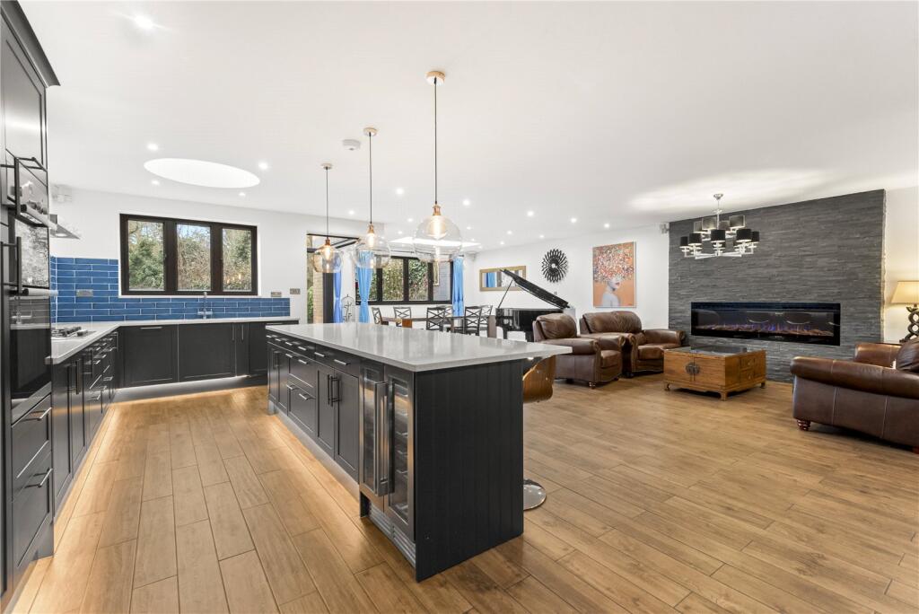 Main image of property: Hollies Close, London, SW16