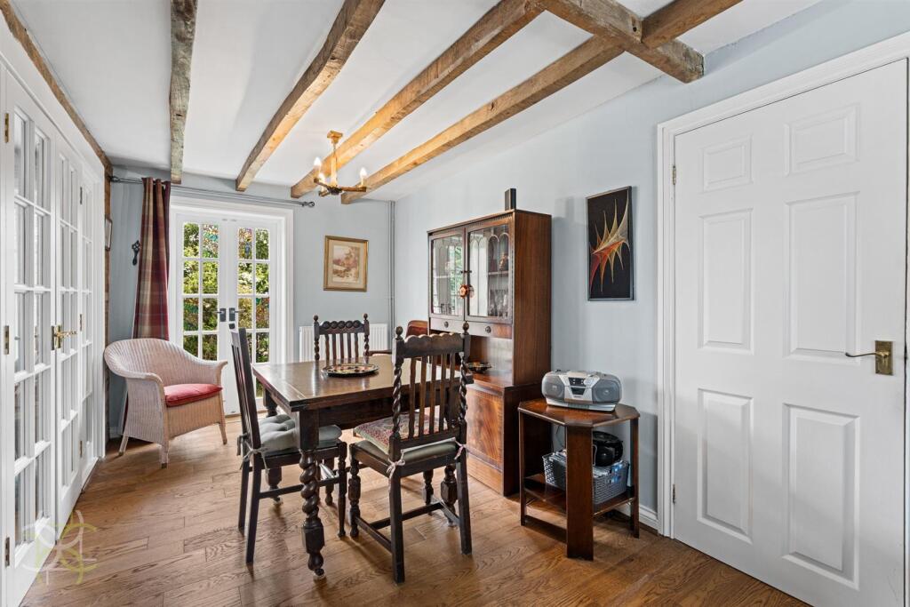 House in Worcester - View 3