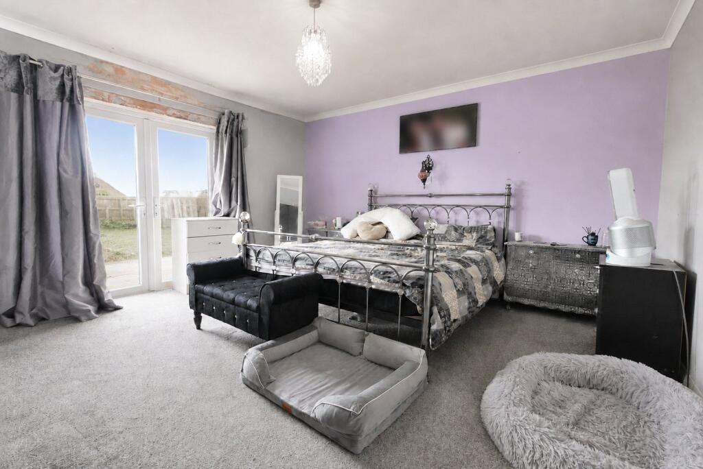 House in East Lindsey, Dorset Court, Mablethorpe and Sutton - View 4