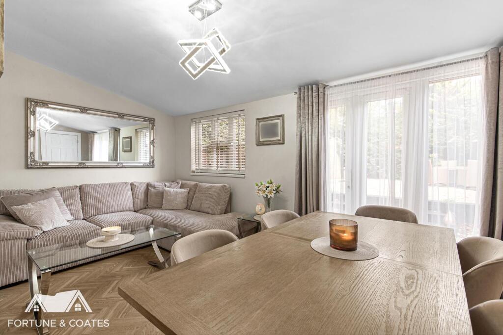 House in Chelmsford - More