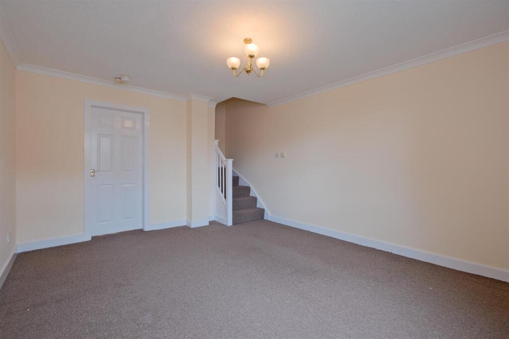 House in Glasgow, South Lanarkshire - View 4