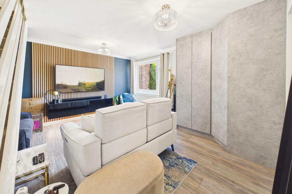 House in Broadland, Brundall - View 5