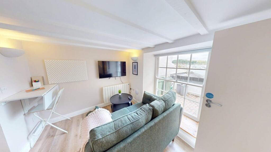 Apartment in Falmouth, Cornwall - View 2