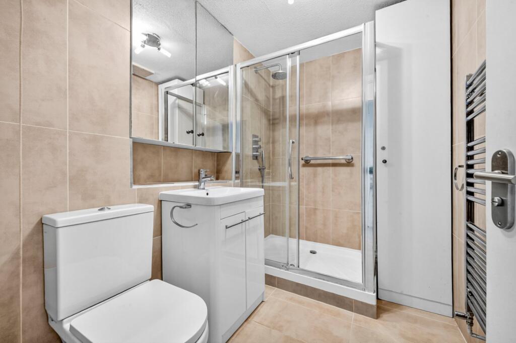 Apartment in London - More