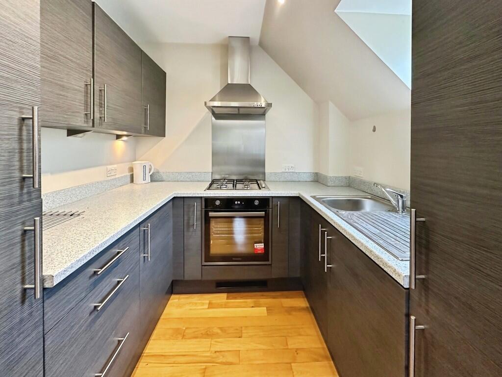 Apartment in Horsham, North Horsham - View 4