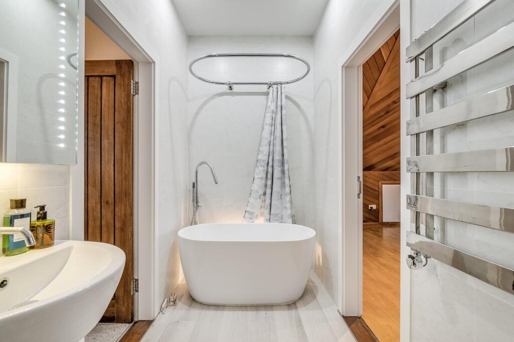 Additional image 28 of Oaklands Rise, Oaklands, Welwyn, Hertfordshire, AL6