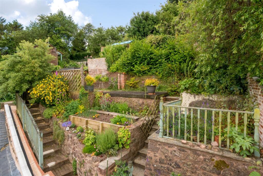 Union Terrace, Crediton photo 2