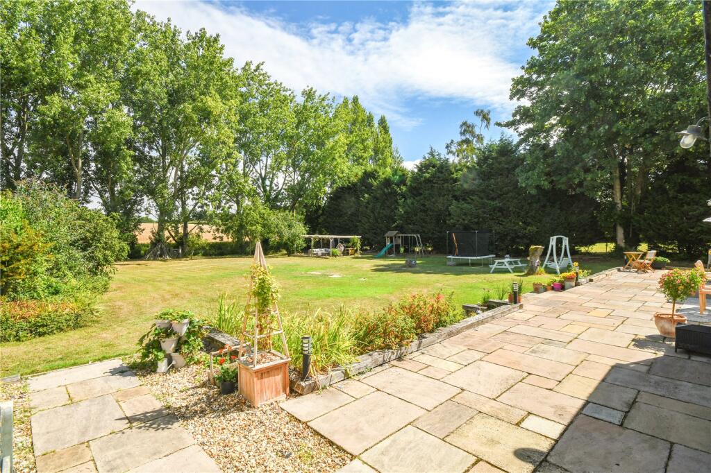 Blackmore End, Nr Braintree, Essex, CM7 photo 2