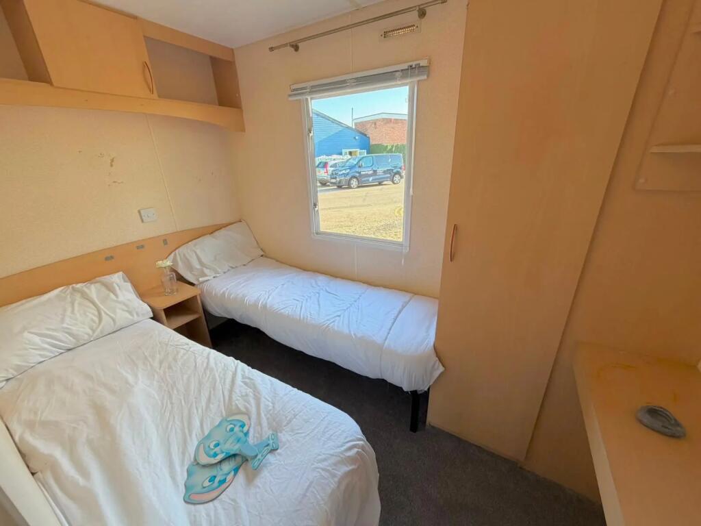 2008 BK Bluebird Calypso, St. Osyth Beach Holiday Park, St Osyth, Clacton-on-Sea, Essex, CO16 8SG - View 4