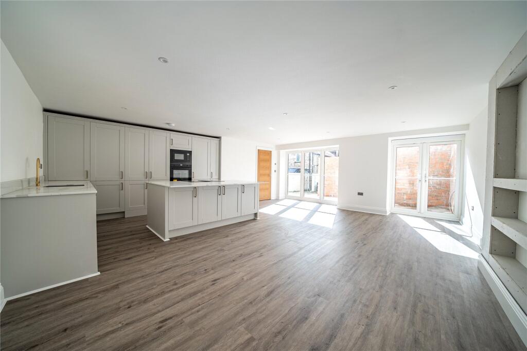 House in Leeds, Barwick in Elmet and Scholes - View 2