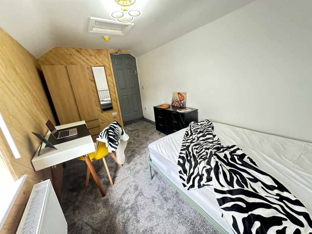 House in Bristol - View 2