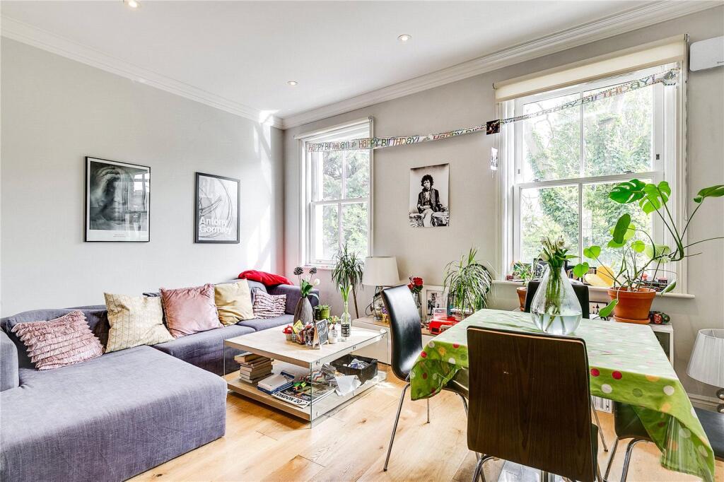 Apartment in London - View 2