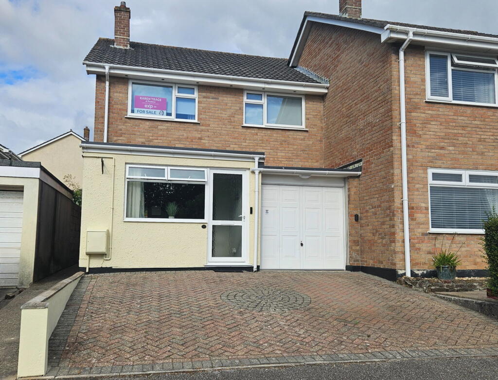 Main image of property: Chyandor Close, St. Blazey, Par, PL24 2LP