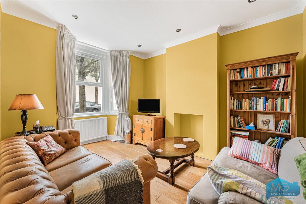 Brackenbury Road, London, N2 photo 2