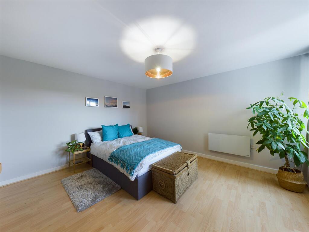 Apartment in Stevenage - View 5