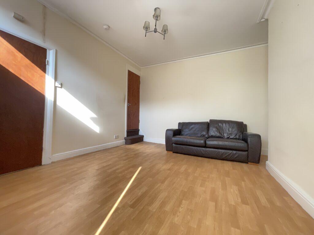 Bexley Place, Leeds, LS8 photo 5