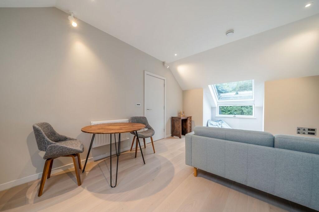 Apartment in Lancaster - View 4