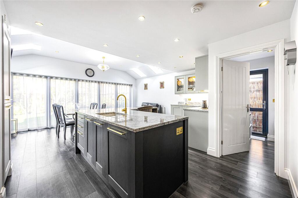 House in South Oxfordshire, Henley-on-Thames - More