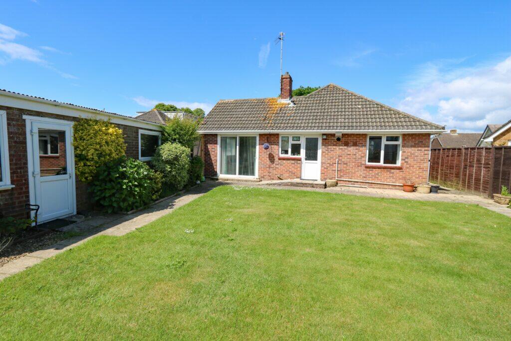 Garden Close, Hayling Island photo 2