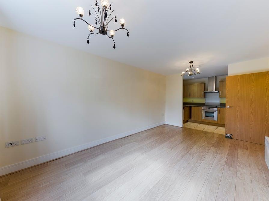 Apartment in Stevenage - View 5