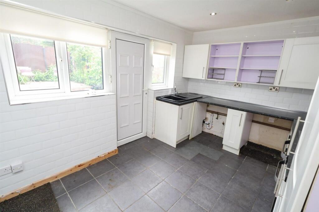 House in Salford, Pendleton - More