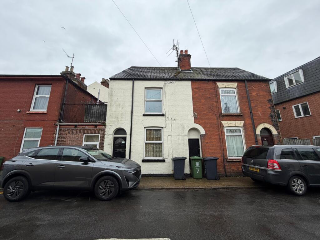 Main image of property: 7 Union Road, Great Yarmouth, Norfolk NR30 2BS