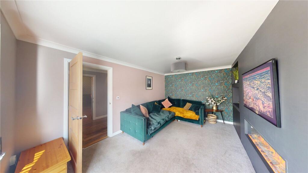 House in Sunderland, Biddick Woods Estate, Mount Pleasant - View 4