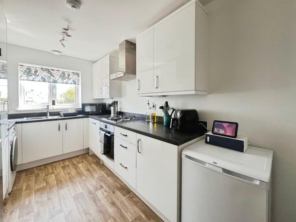 Foxlands Close, Walton, BA16 photo 2