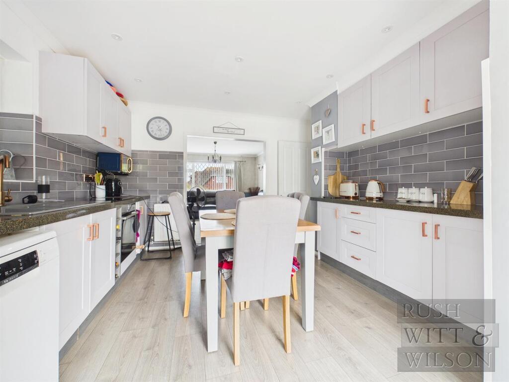 House in Tonbridge - View 4