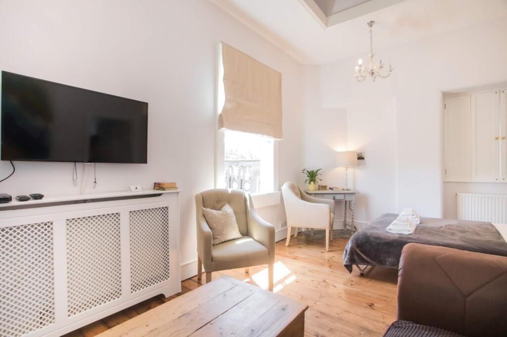 Additional image 6 of 3 Cleveland Bridge, Bath, Somerset, BA1