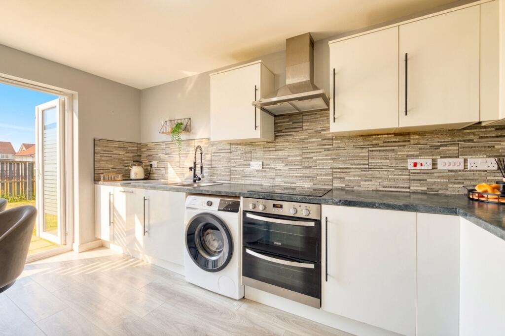 House in Bathgate, West Lothian - More