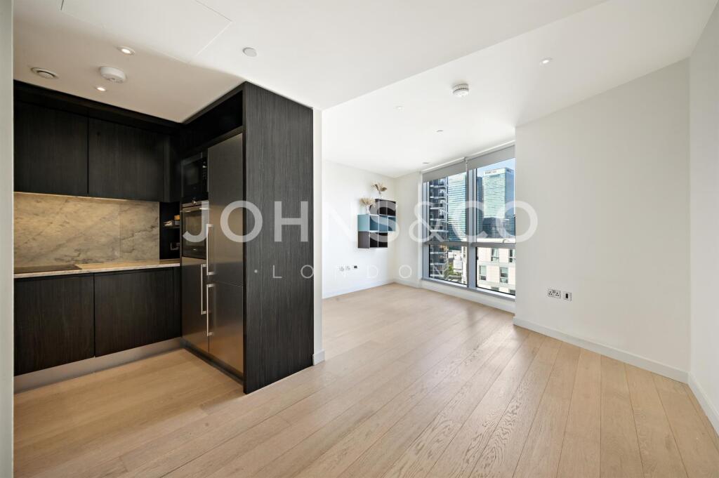 Main image of property: Charrington Tower, 11 Biscayne Avenue