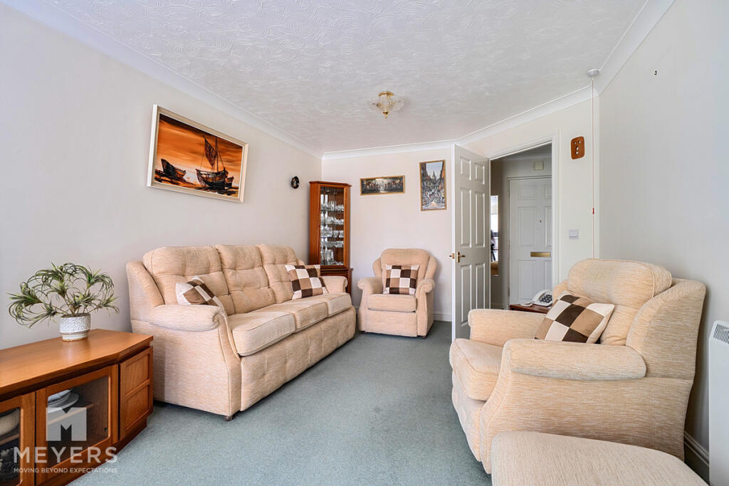 Apartment in Ferndown - More