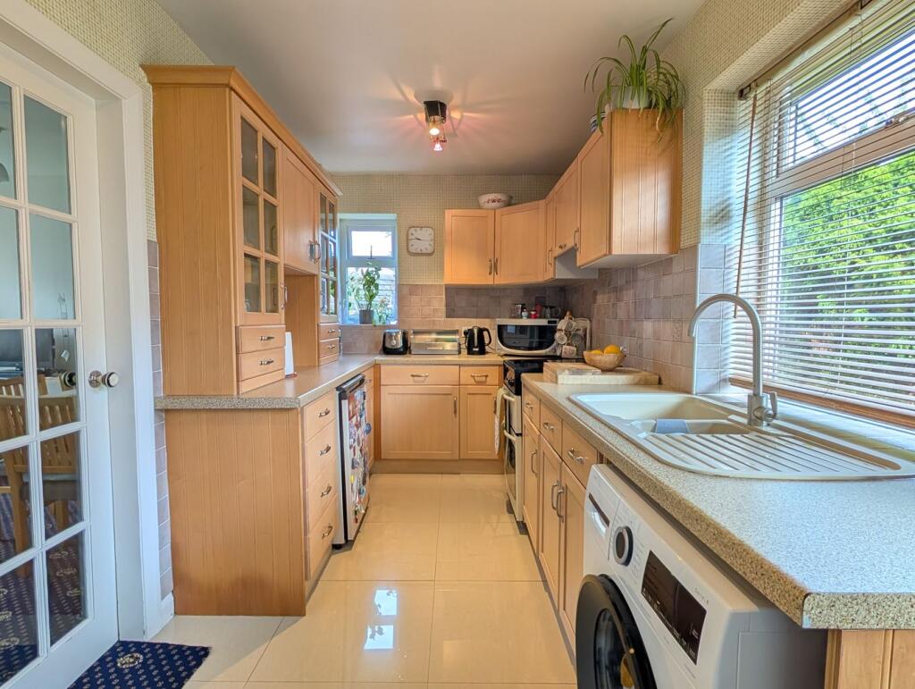 House in Bradford, Keighley - More