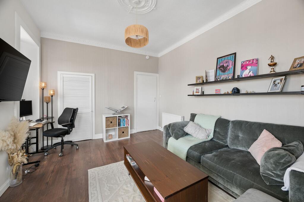Apartment in Glasgow, New Cathcart, Cathcart - View 4