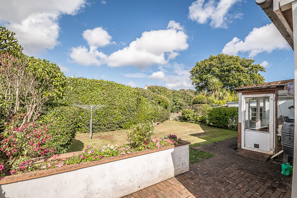 House in East Devon, East Budleigh - More
