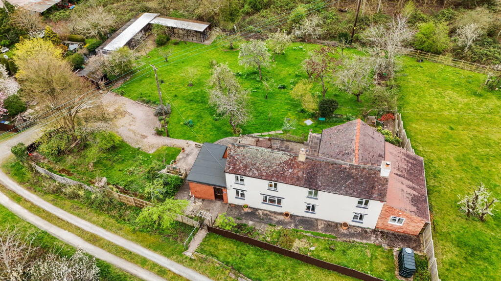 Hillend, Twyning, Tewkesbury, Gloucestershire, GL20 photo 2