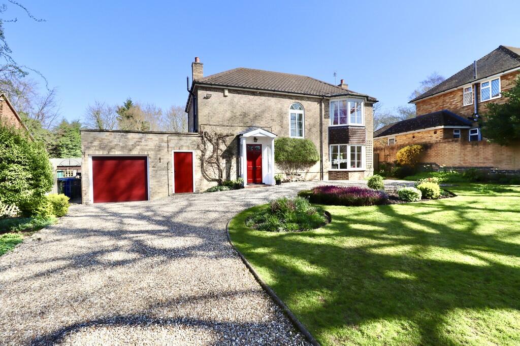Main image of property: Vicarage Lane, Nettleham, Lincoln