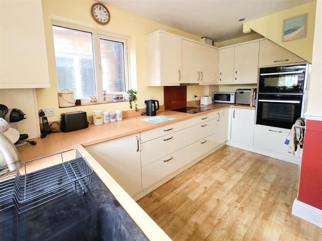Goldthorne Avenue, Sheldon, Birmingham photo 4