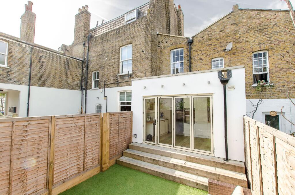House in London - View 4