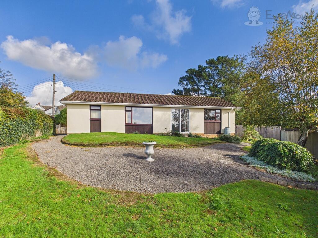 2-bed detached on West Park, South Molton, Devon, EX36, £240,000