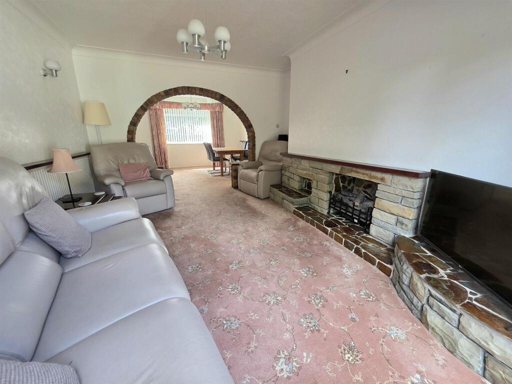 Blackcarr Road, Baguley photo 4