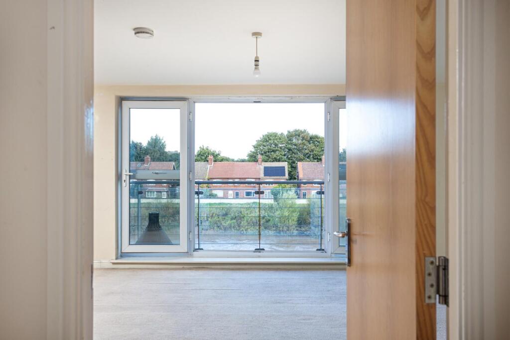 Apartment in York - View 5