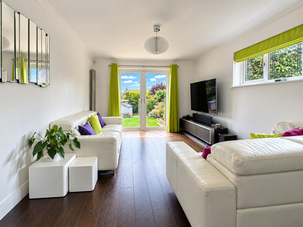 House in Rochford, Hawkwell - View 4