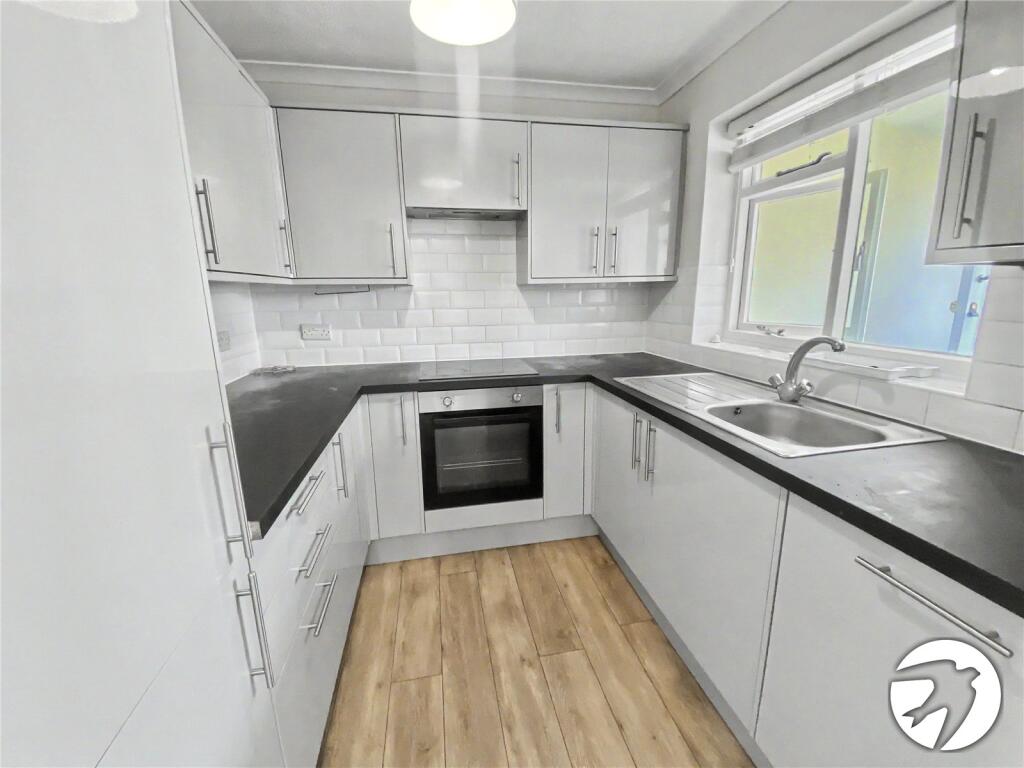 House in Sidcup, Blackfen - View 2