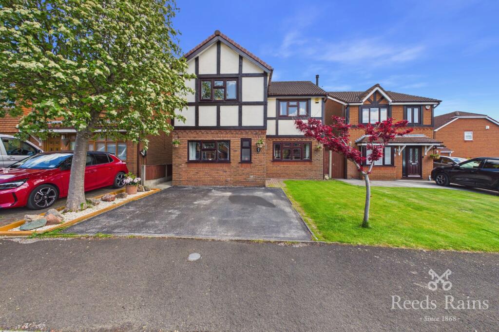 Main image of property: Finsbury Park, Widnes, Cheshire, WA8