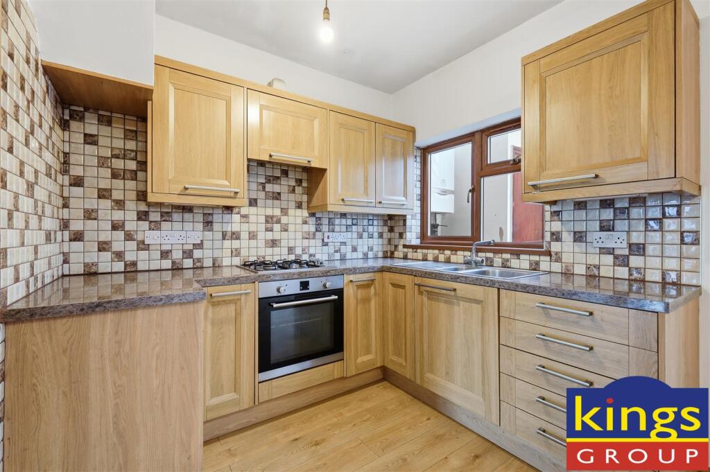 House in London - View 3