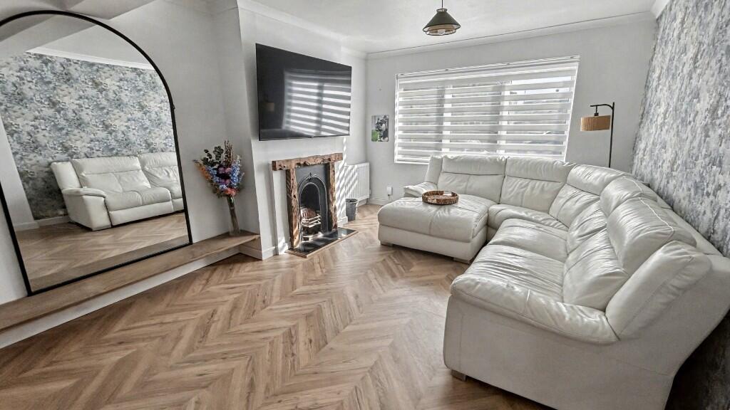Mill Road, Colchester, Essex, CO4 photo 3