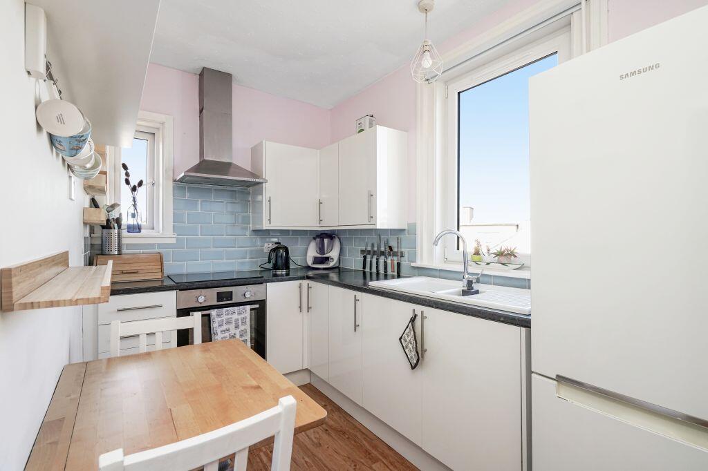 Apartment in Edinburgh, East Lothian - View 4