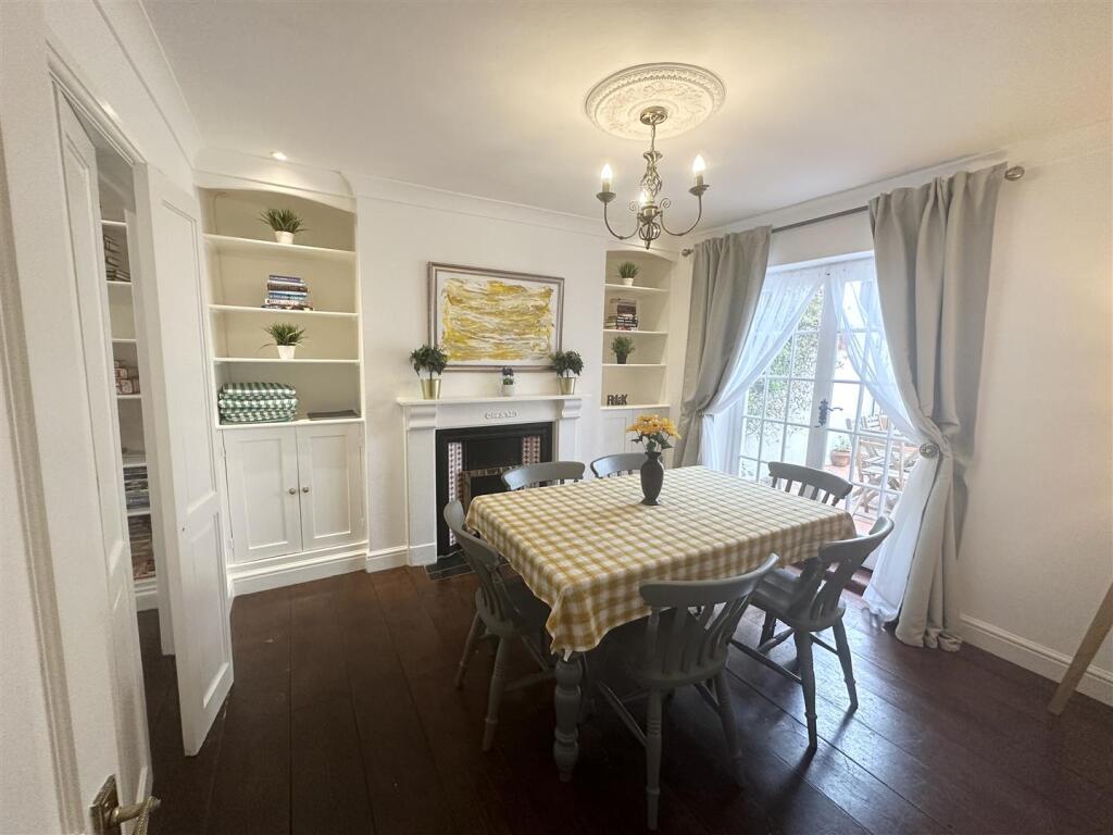 House in Torquay, St Marychurch - More